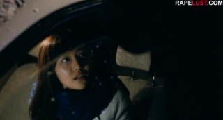 Javฆาตกรโรคจิตแกล้งเป็นคนดีช่วยสาวหลงทาง ก่อนลวงไปทุบกระจกหวังจะข่มขืน