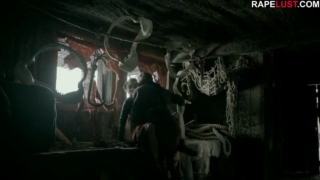 หนังอาร์ องค์หญิงถูกโจรใช้มีดจี้ แล้วข่มขืน องคลักข์ มาช่วยก็ไม่ทัน