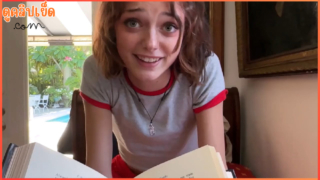 น้องสาวอายุ17 ตัวน้อยสุดซ่า กวนใจพี่ชายจนได้เสียว หนังโป๊xxxรัสเซีย Shrooms Q ชวนพี่ชายเย็ดสดน้ำหีแตกกระจาย